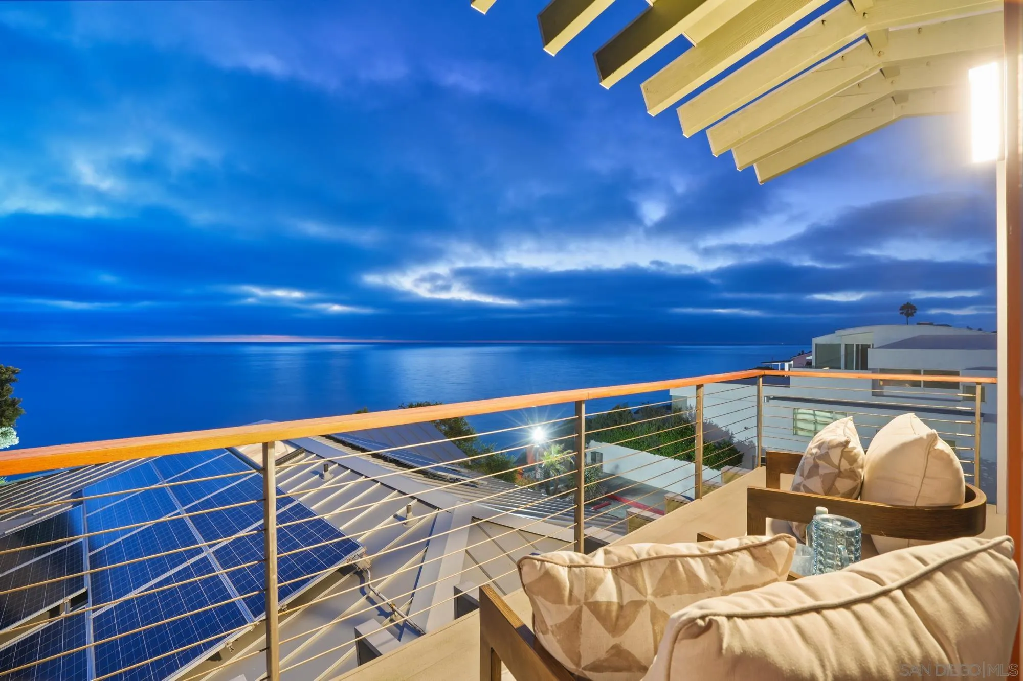 https://cdn.realtyfeed.com/cdn/127/250038399/452916d8e6229d87b966f67c60e3e676.webp