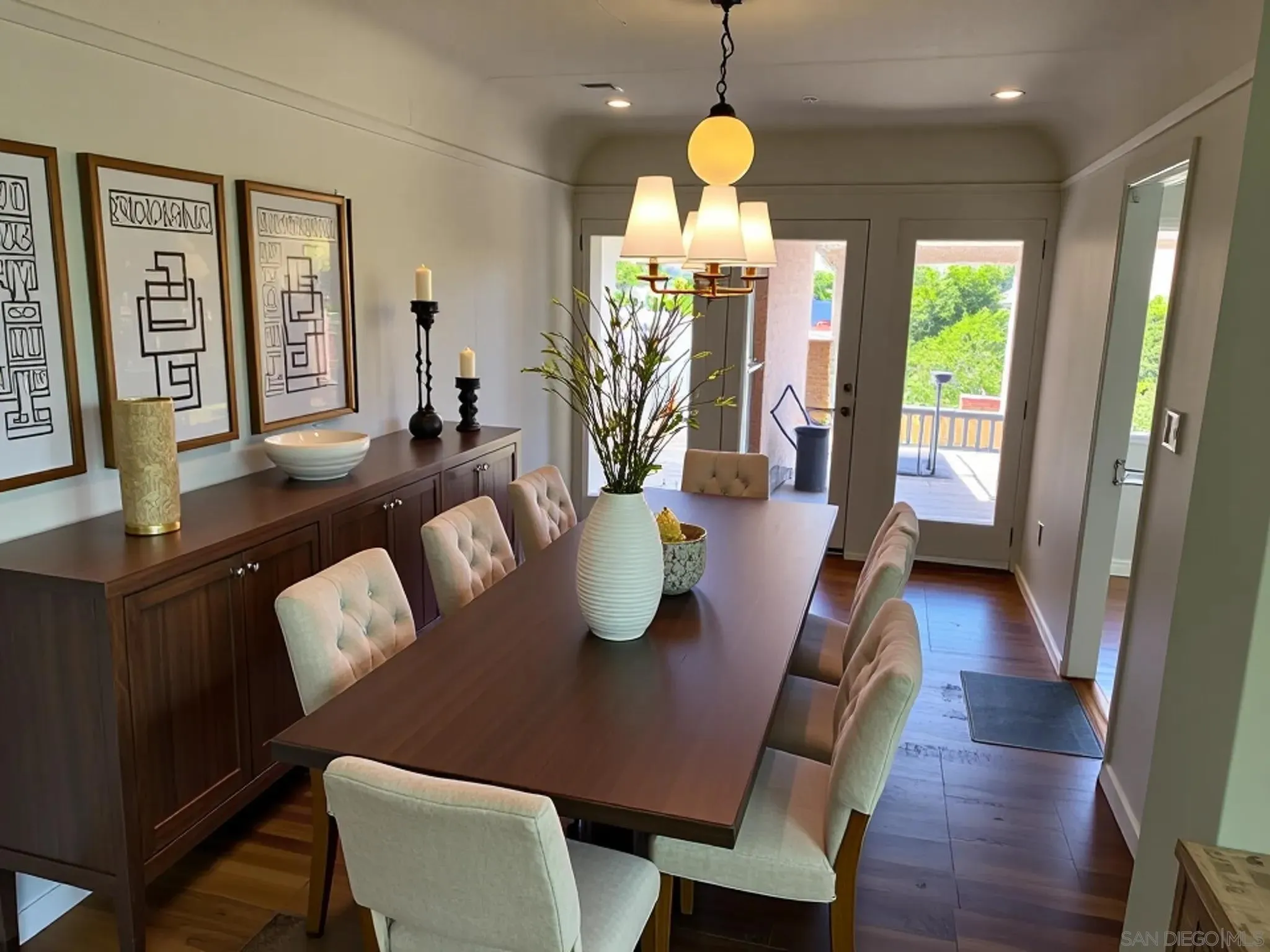 https://cdn.realtyfeed.com/cdn/127/250038402/7ad5c6fea71c0e4b824dd0b2bf9a05ff.webp