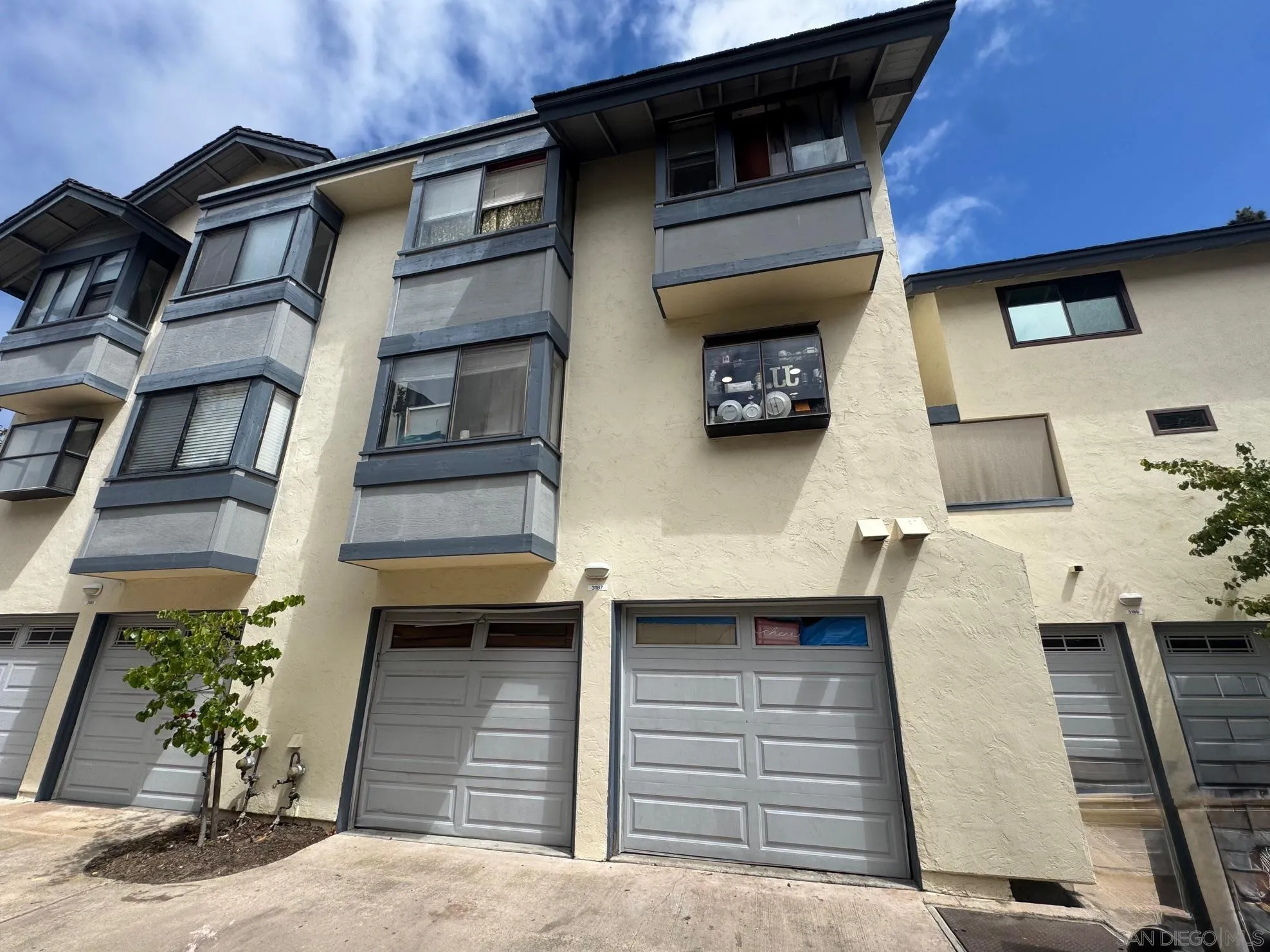 https://cdn.realtyfeed.com/cdn/127/250038409/2ff6c15d4f8a3dc1ac2fd8a9741931d6.webp