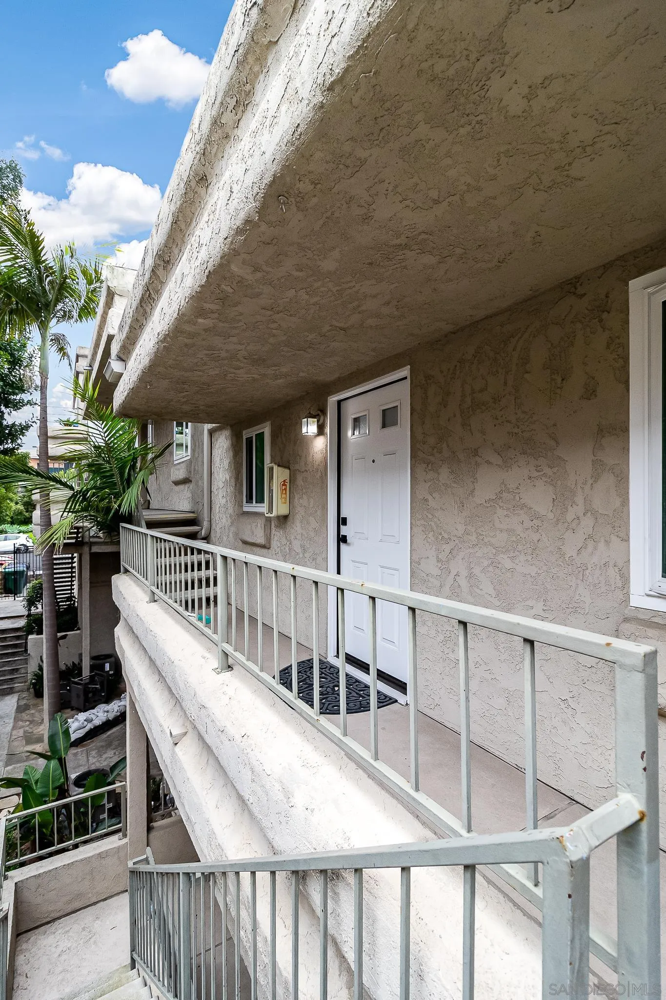 https://cdn.realtyfeed.com/cdn/127/250038420/885fbe14b27626d5bfb2893a7d76f8c8.webp