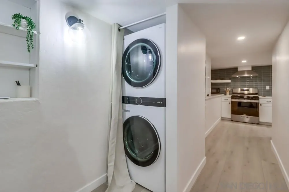 https://cdn.realtyfeed.com/cdn/127/250038423/b8e4fc774a2e9c1aa71b8db9cad5e73a.webp