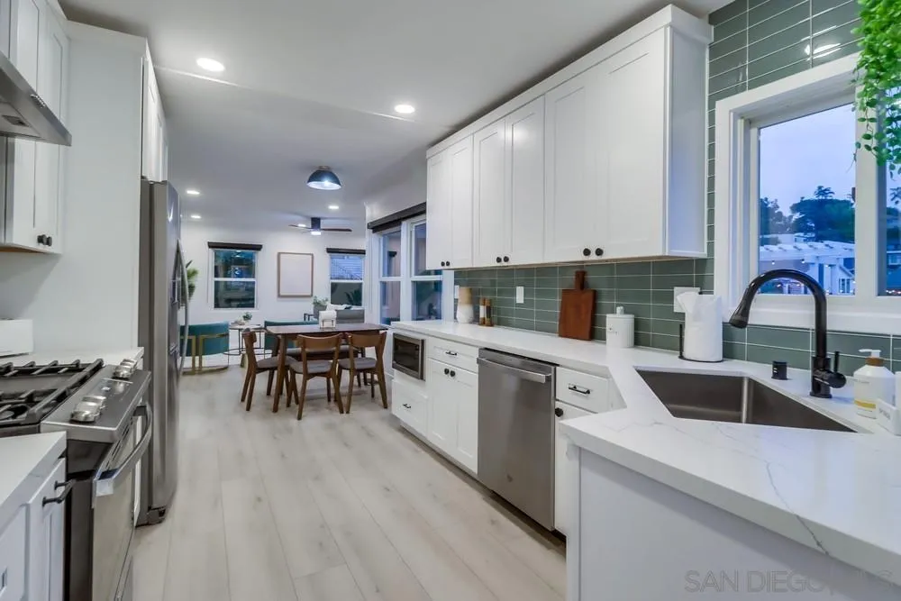 https://cdn.realtyfeed.com/cdn/127/250038423/fdcb45e381e20b5a0aec8fffbcd61b3b.webp