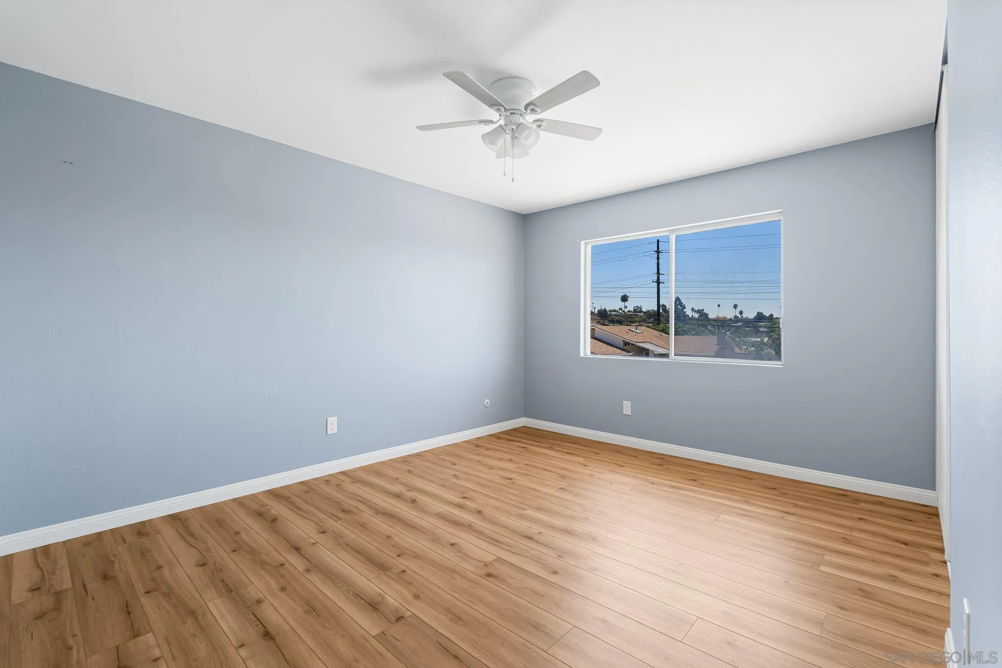 https://cdn.realtyfeed.com/cdn/127/250038425/6cd14c99f8cd29a8c3ee2daf8b27c232.webp