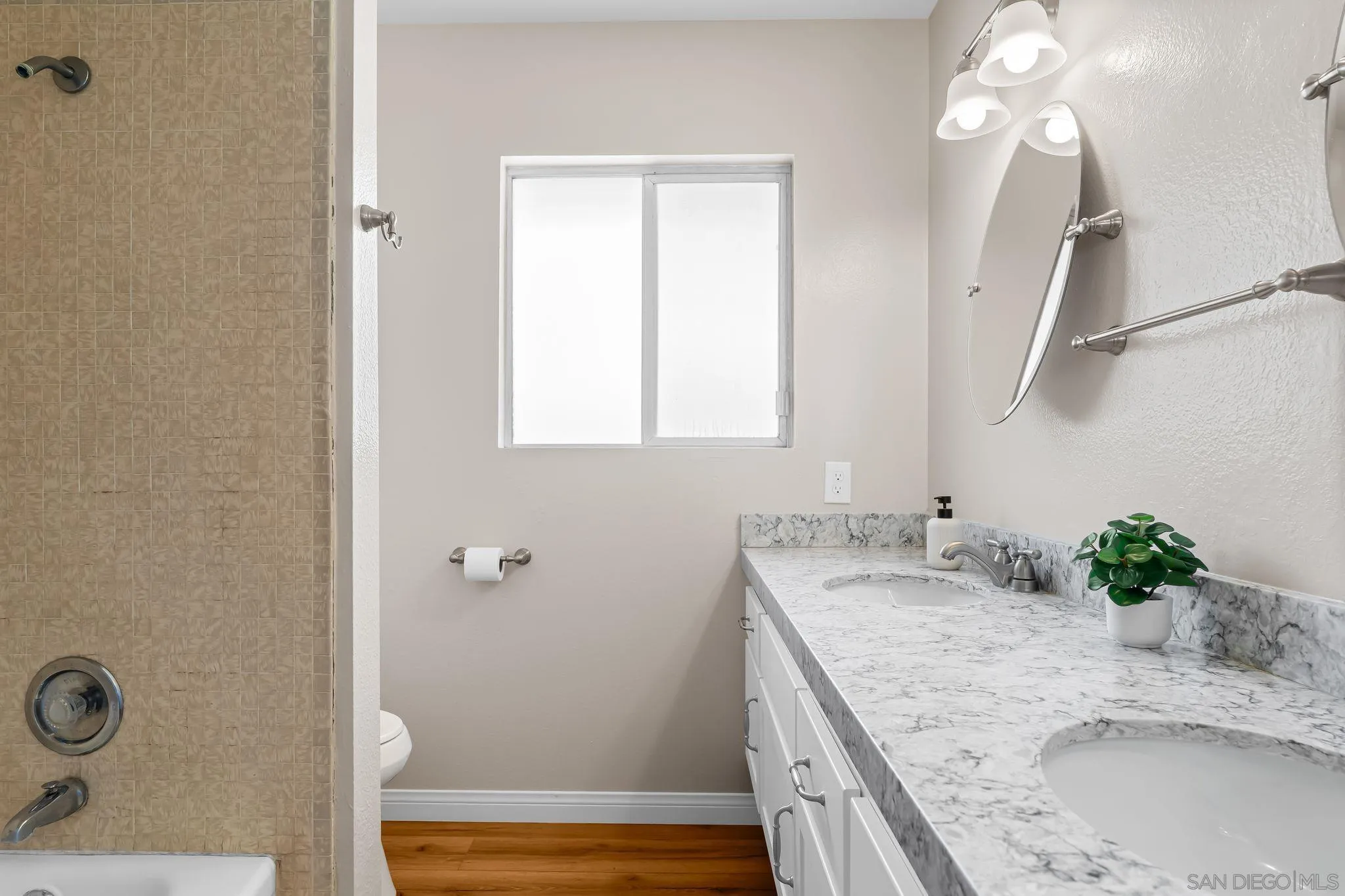 https://cdn.realtyfeed.com/cdn/127/250038425/edf864b8320ba89d2295b939d0b80e7d.webp