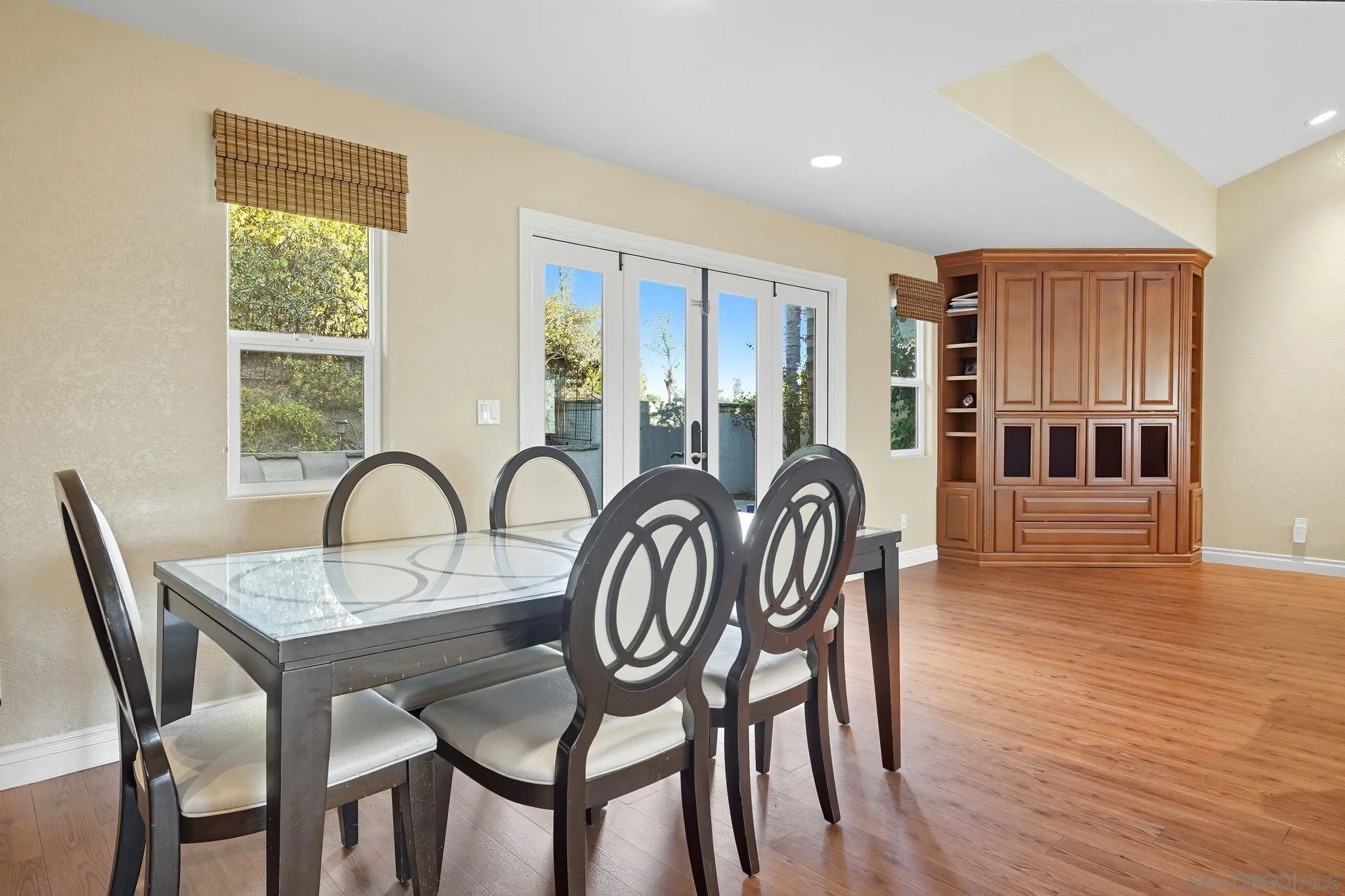 https://cdn.realtyfeed.com/cdn/127/250038432/2a263a6db35e36e5410ce9e25048ab27.webp