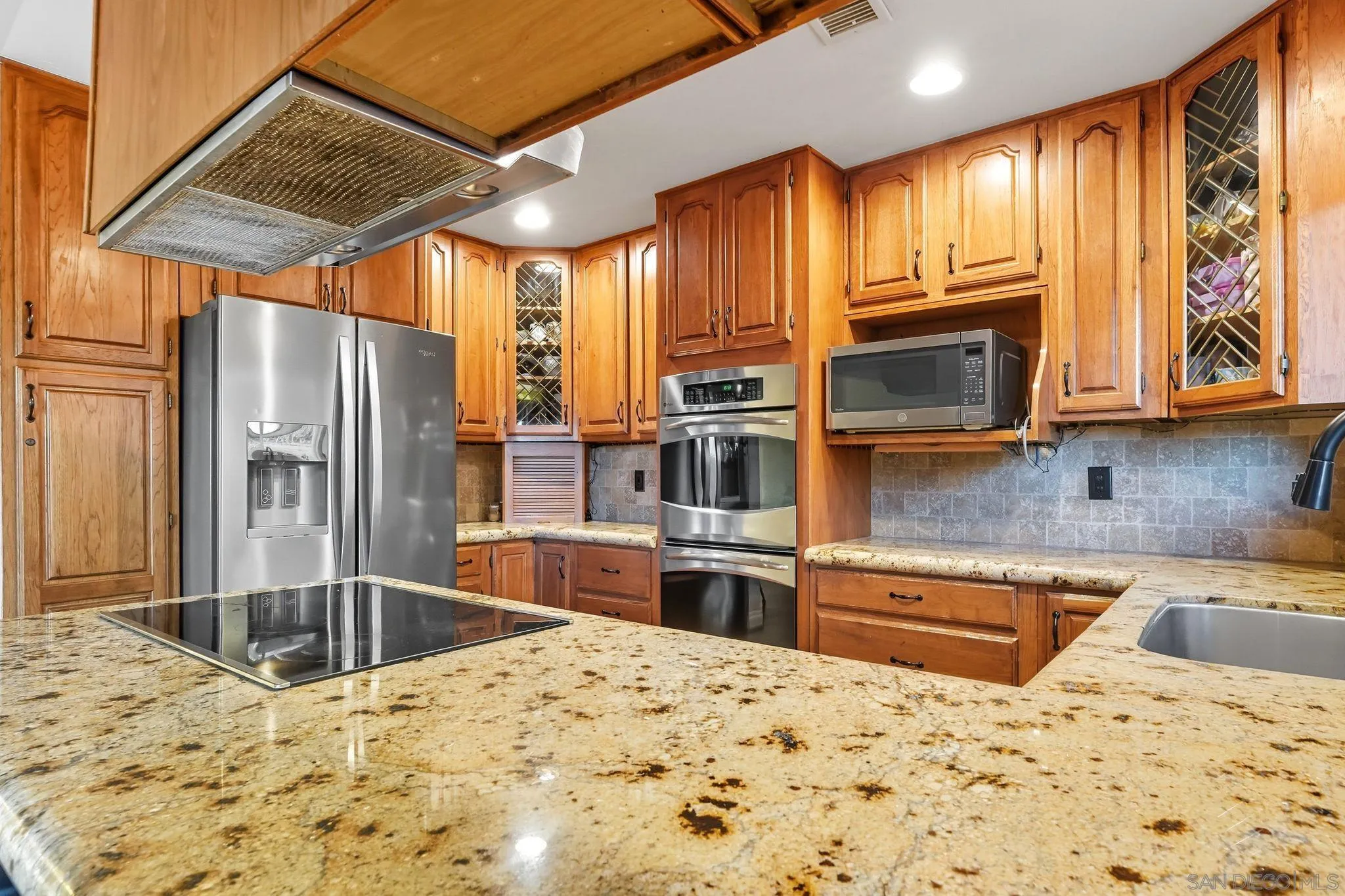 https://cdn.realtyfeed.com/cdn/127/250038432/c2c2ac77d13ca4c4497a7c23e5c15b01.webp