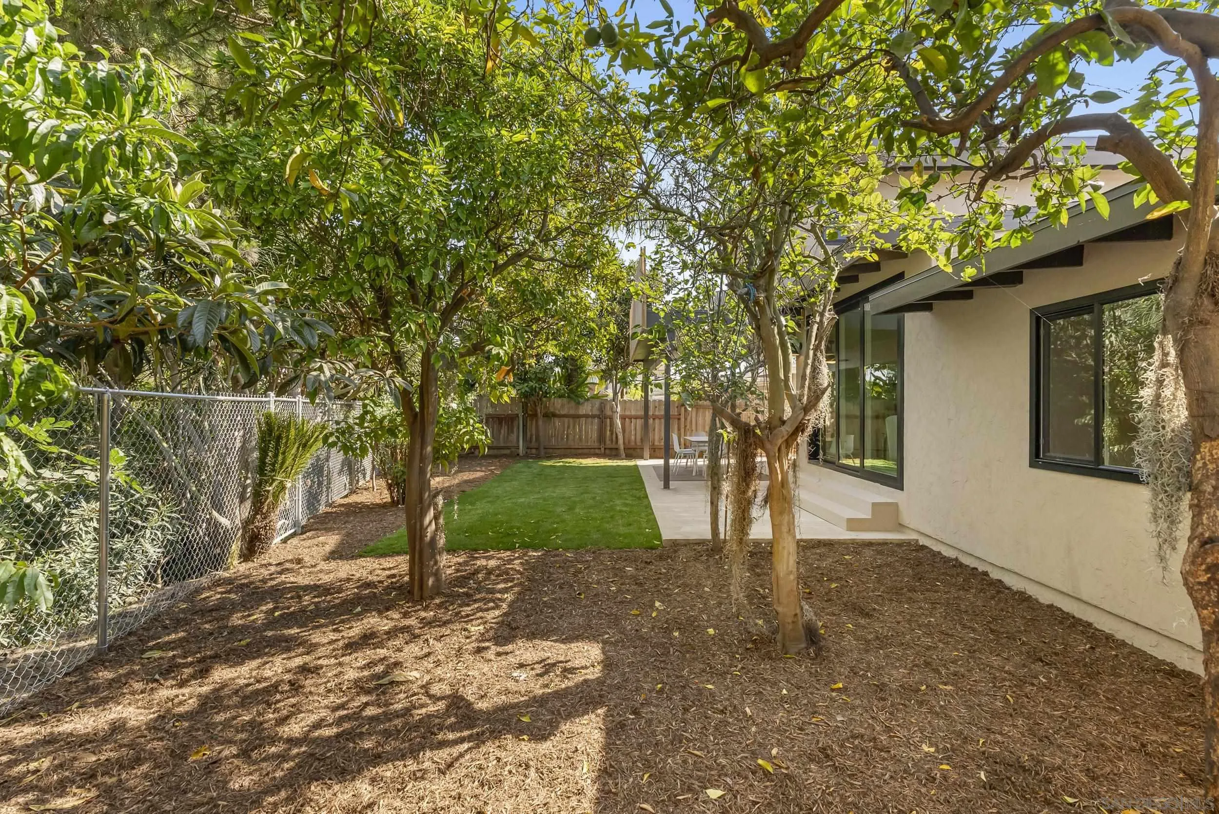 https://cdn.realtyfeed.com/cdn/127/250038433/9e1c12d23385f5c638e08c01aa89c17d.webp