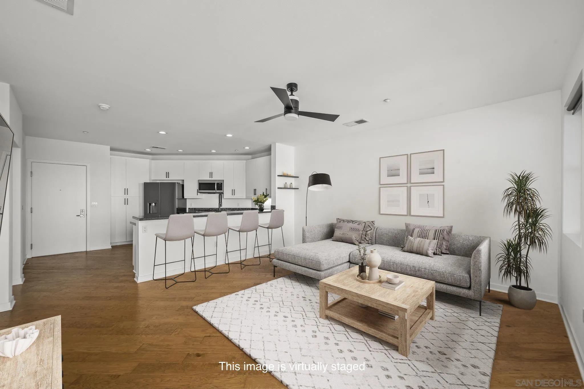 Photo #1: 250038434 Listing: Photo #1