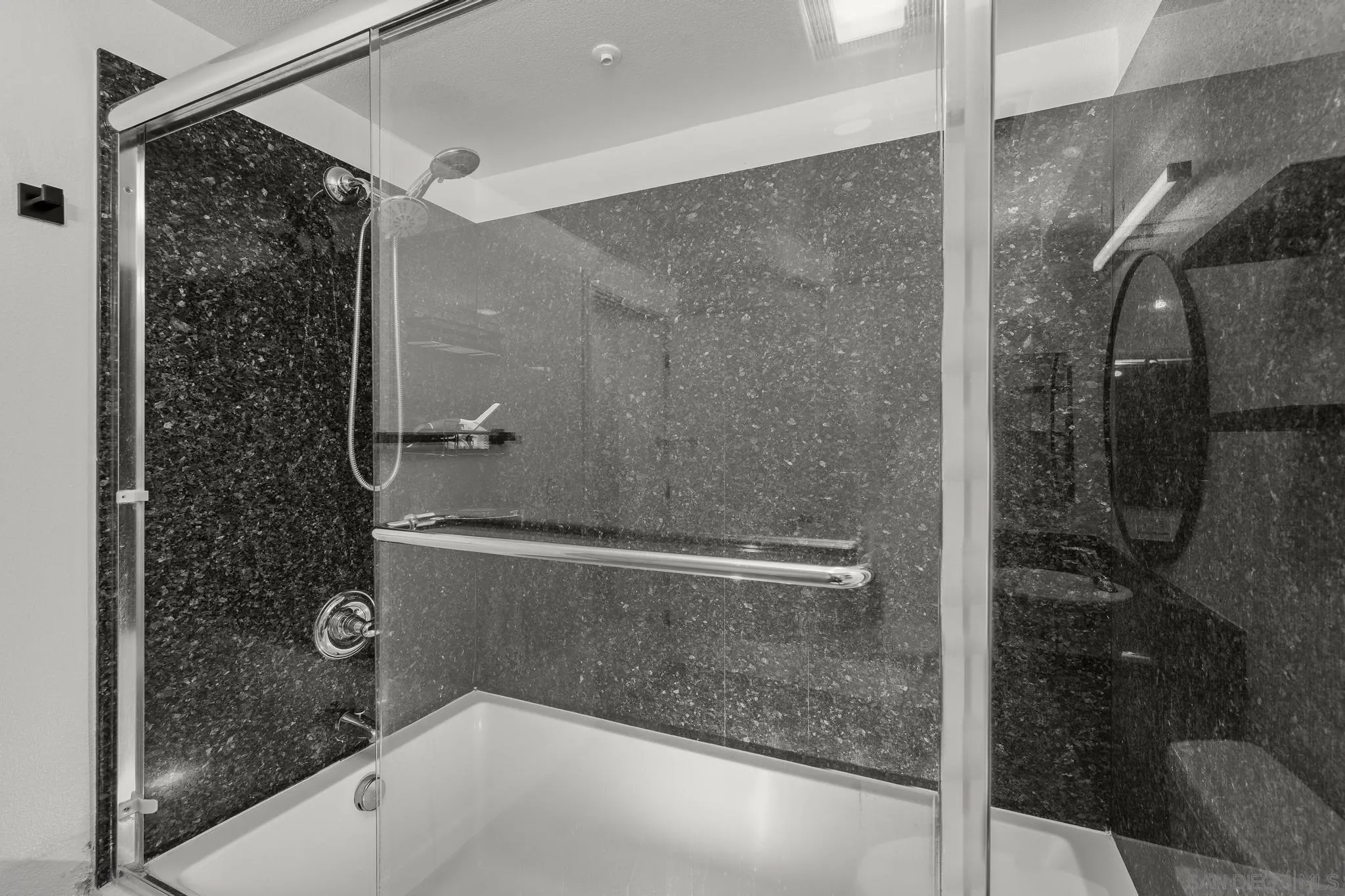 Photo #26: 250038434 Listing: Photo #26