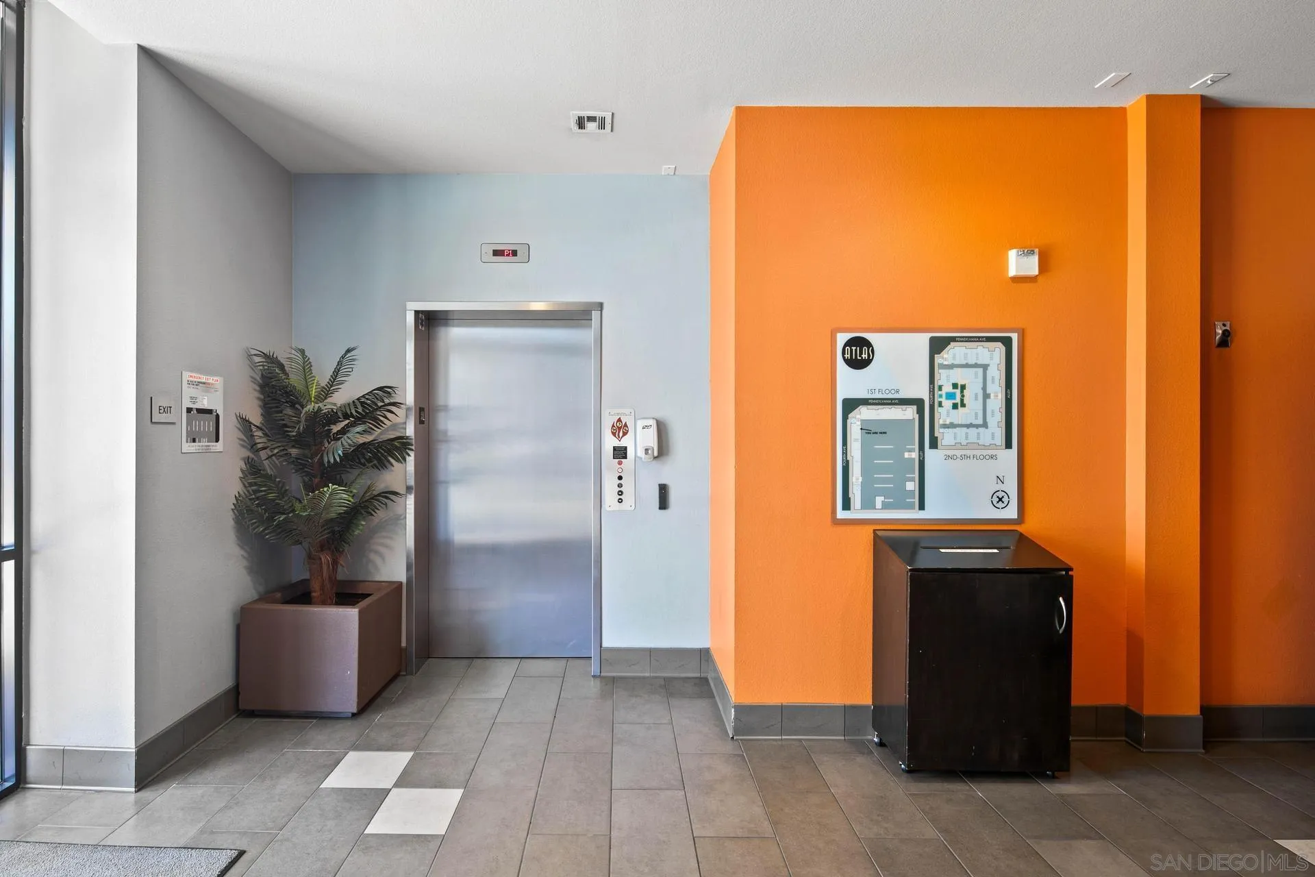 https://cdn.realtyfeed.com/cdn/127/250038434/c21361aab588e8384fb2cb7198c2b3f0.webp