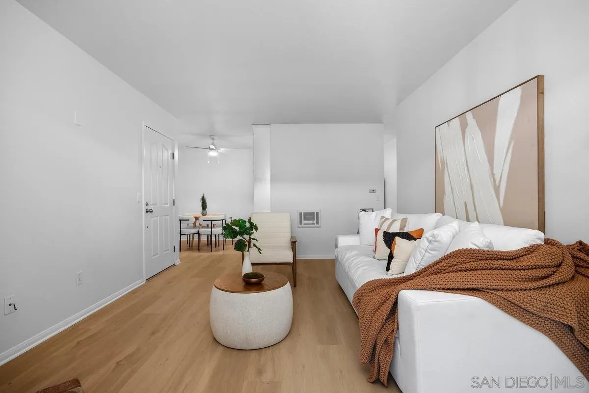 https://cdn.realtyfeed.com/cdn/127/250038436/ccbdcd87f8bb91ebb47f08d18eb456c7.webp