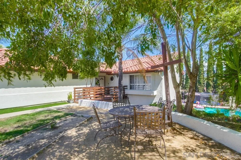 https://cdn.realtyfeed.com/cdn/127/250038437/65edfa6b4be04c696b3e59496e09011d.webp