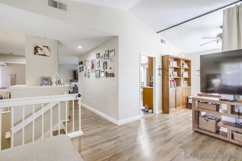 https://cdn.realtyfeed.com/cdn/127/250038437/cd3a91e9a34d0f81fb61b270c0d04028.webp