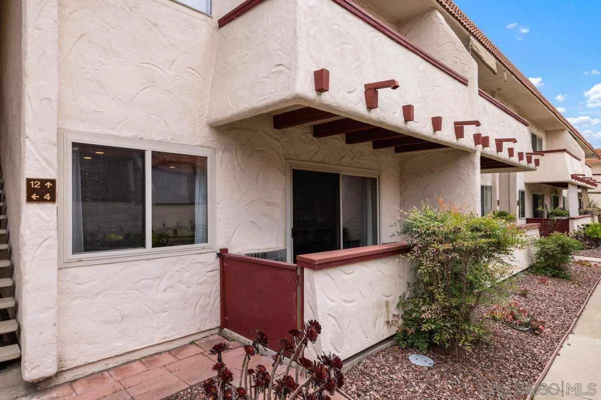 Photo #3: 250038446 Listing 