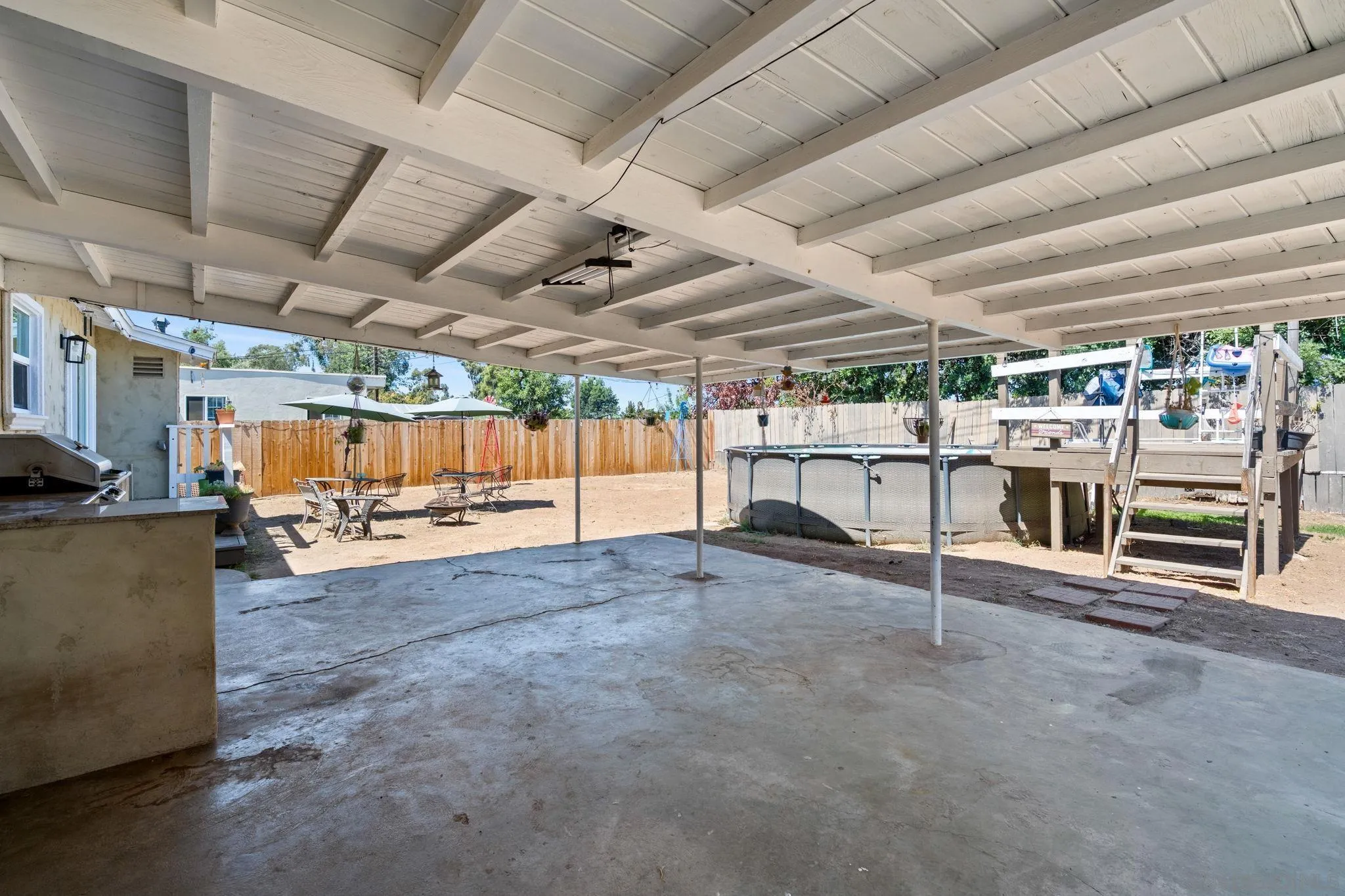 https://cdn.realtyfeed.com/cdn/127/250038447/6ad360b5405d2ee35a4b3d6a1936d38d.webp
