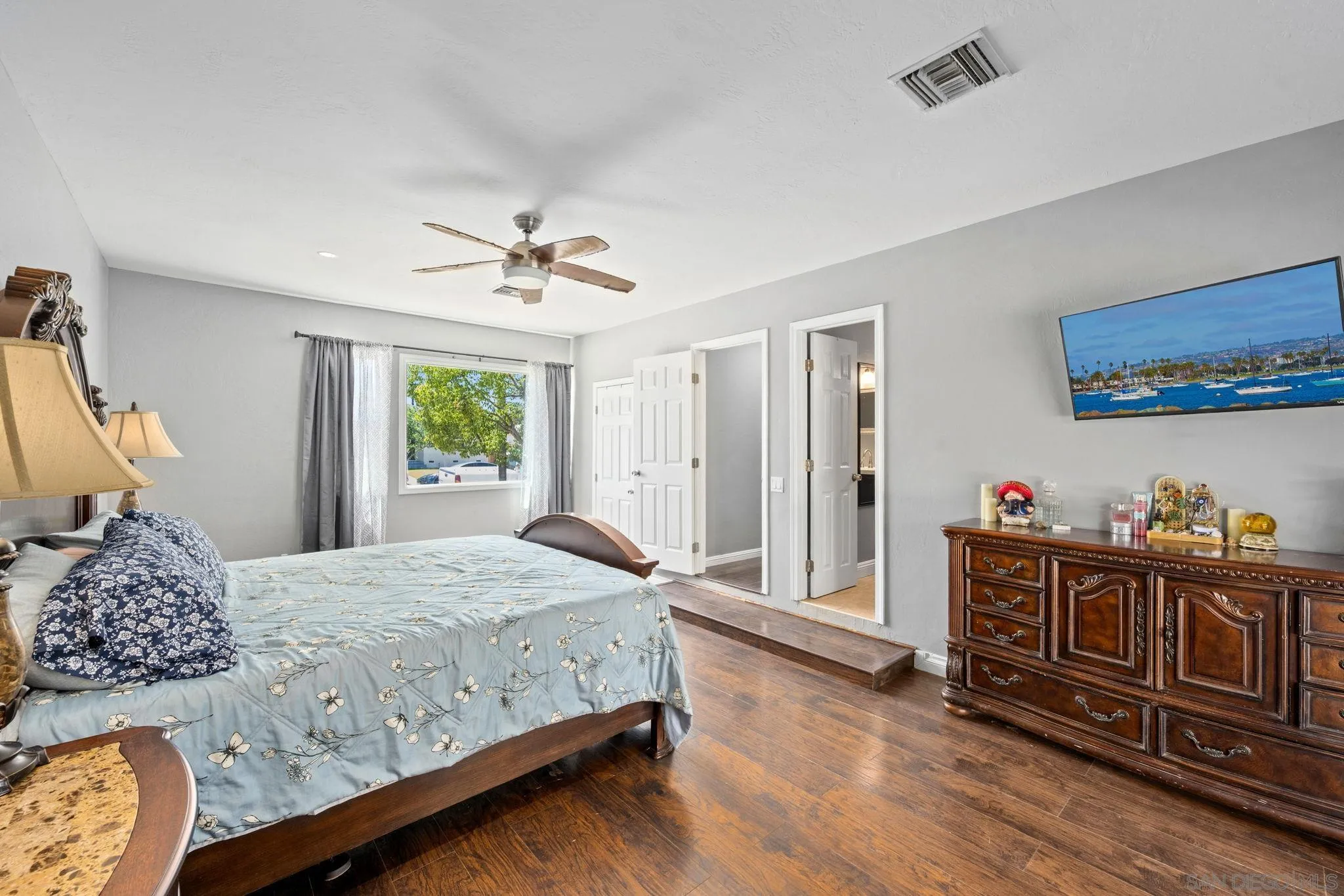 https://cdn.realtyfeed.com/cdn/127/250038447/a3e293512e4a80baca3f2fcc3467a811.webp