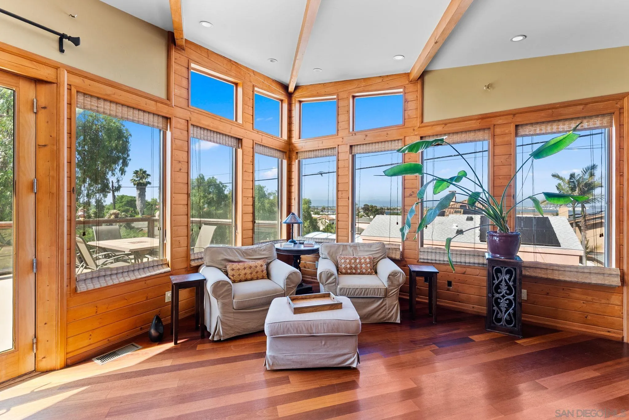 https://cdn.realtyfeed.com/cdn/127/250038464/ebca8033dacffc0dbd35db2c8750f882.webp