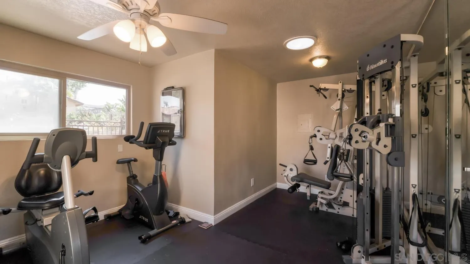https://cdn.realtyfeed.com/cdn/127/250038469/d4559b80c6bcaaa1e4c7a85ad2255ac2.webp