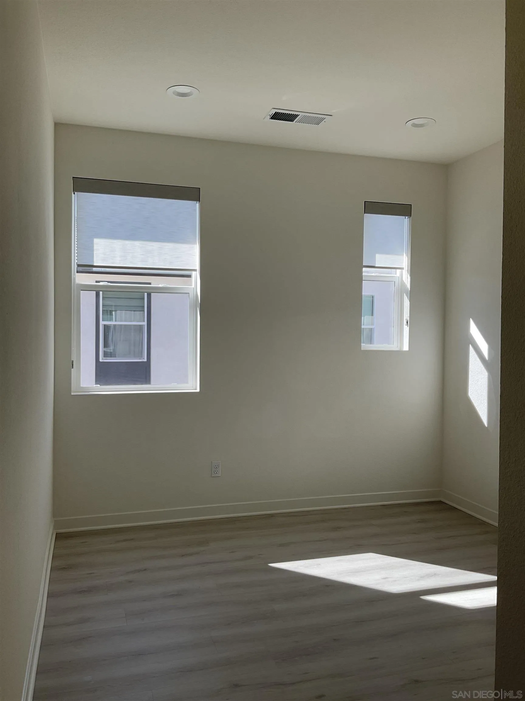 Photo #19: 250038480 Listing: Photo #19