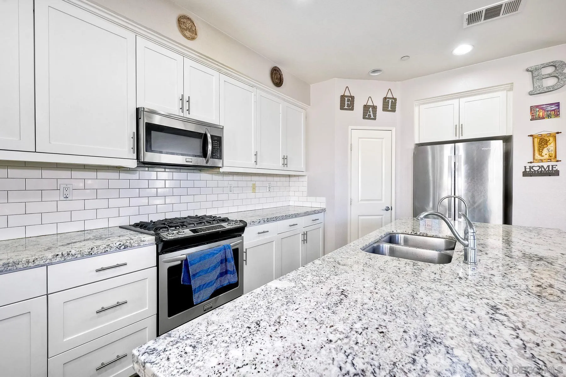 Photo #17: 250038482 Listing: Photo #17