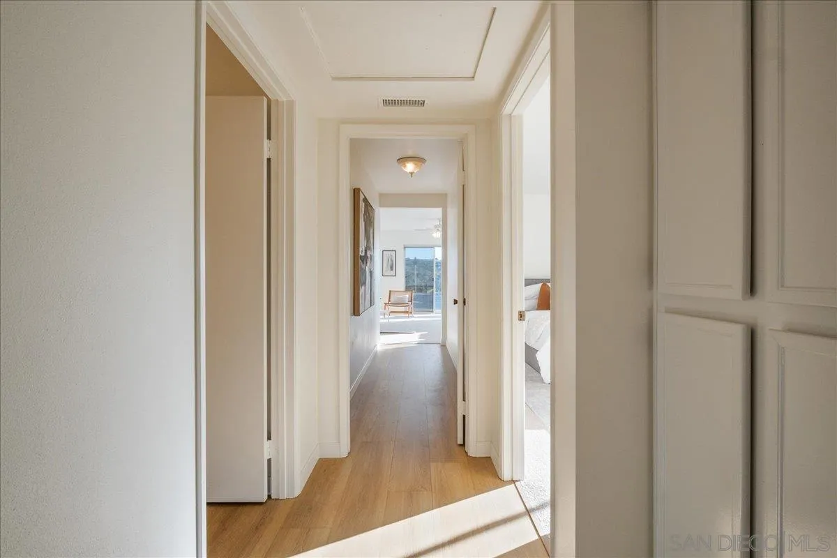 https://cdn.realtyfeed.com/cdn/127/250038484/2f7db00d6e94192a9747e51dd6dcc065.webp