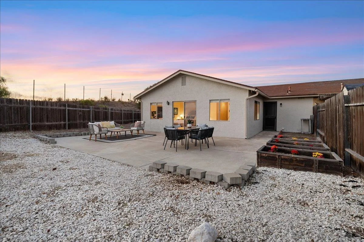 https://cdn.realtyfeed.com/cdn/127/250038484/36b15ae61e21f182e10c9fd6b6c0b7da.webp