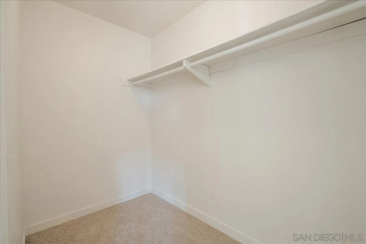 https://cdn.realtyfeed.com/cdn/127/250038484/f285d9e2893ee25058be5e15f7d02714.webp