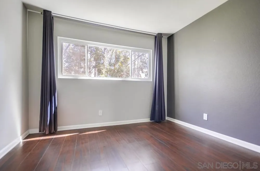 https://cdn.realtyfeed.com/cdn/127/250038493/90230f212f1a4f398a95b727a17c0de6.webp