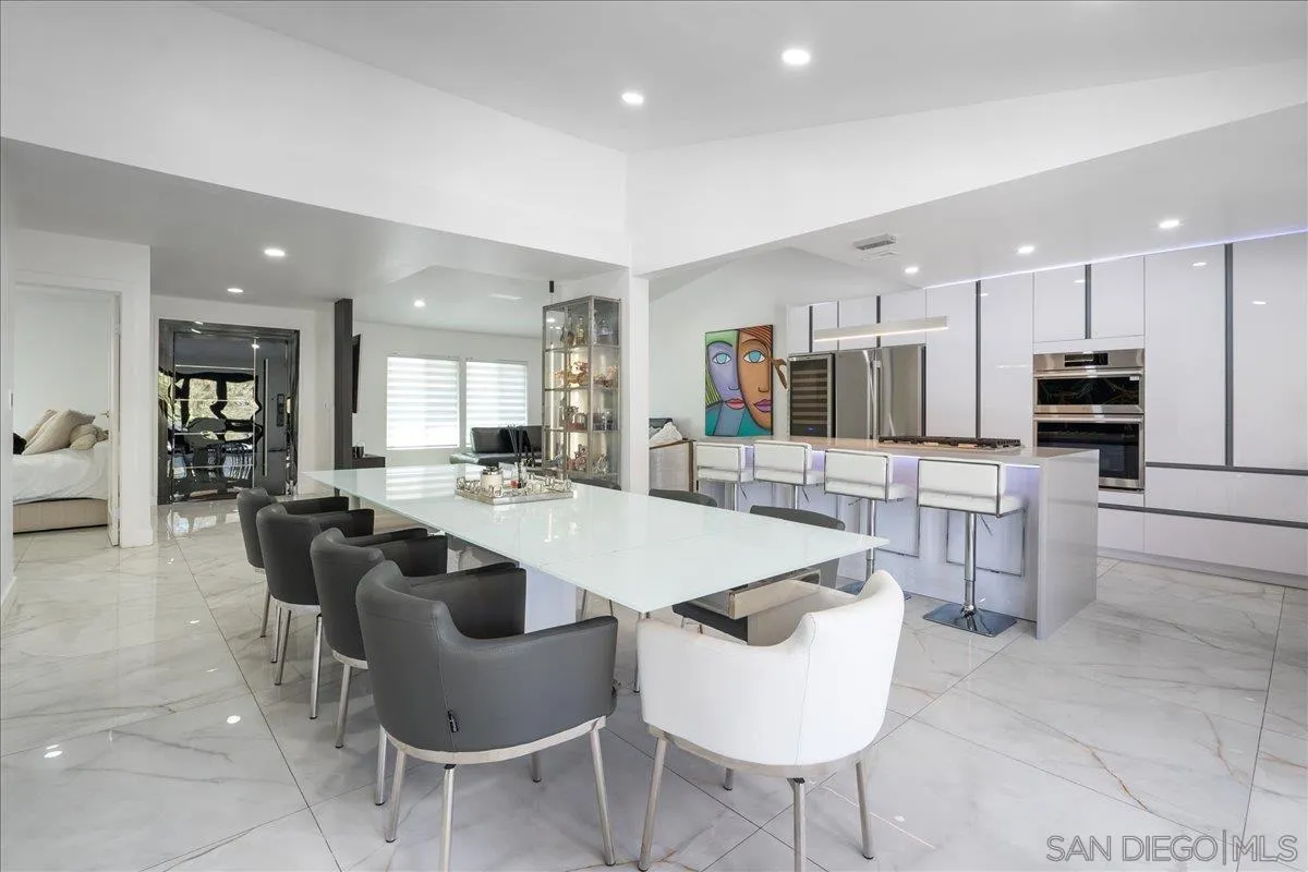 https://cdn.realtyfeed.com/cdn/127/250038497/ad8a4e417a2f495fd9c9ce5a08f474bf.webp