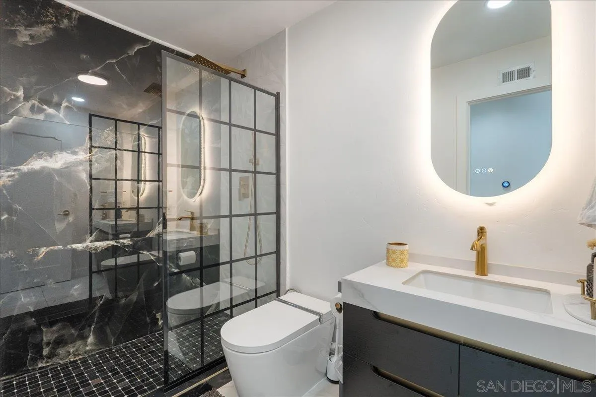 https://cdn.realtyfeed.com/cdn/127/250038497/e54bffb79259c5ef29da9eb1fdf1c802.webp