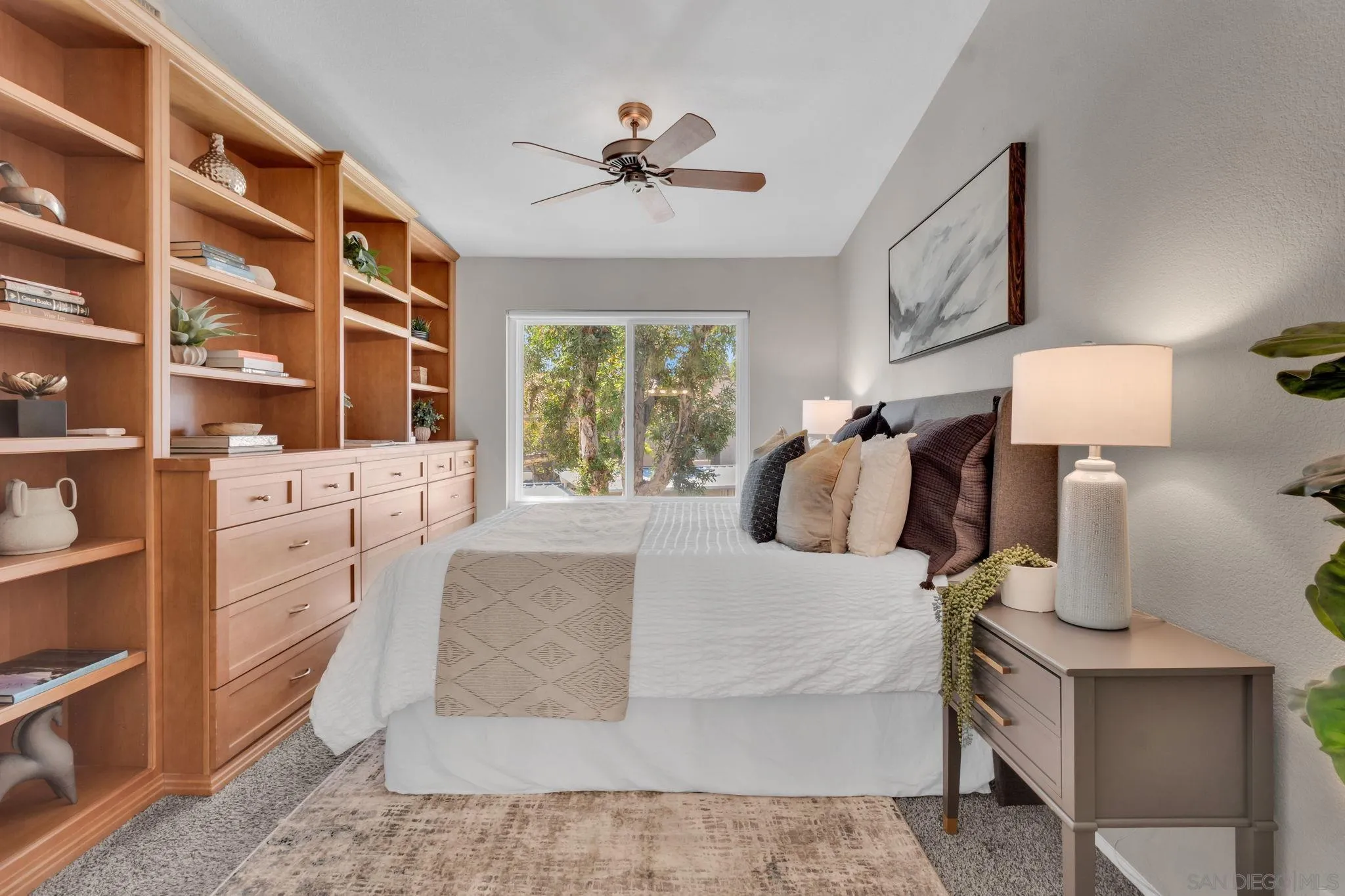 https://cdn.realtyfeed.com/cdn/127/250038501/76693d0d1c55fc56e43aba68a9236d40.webp