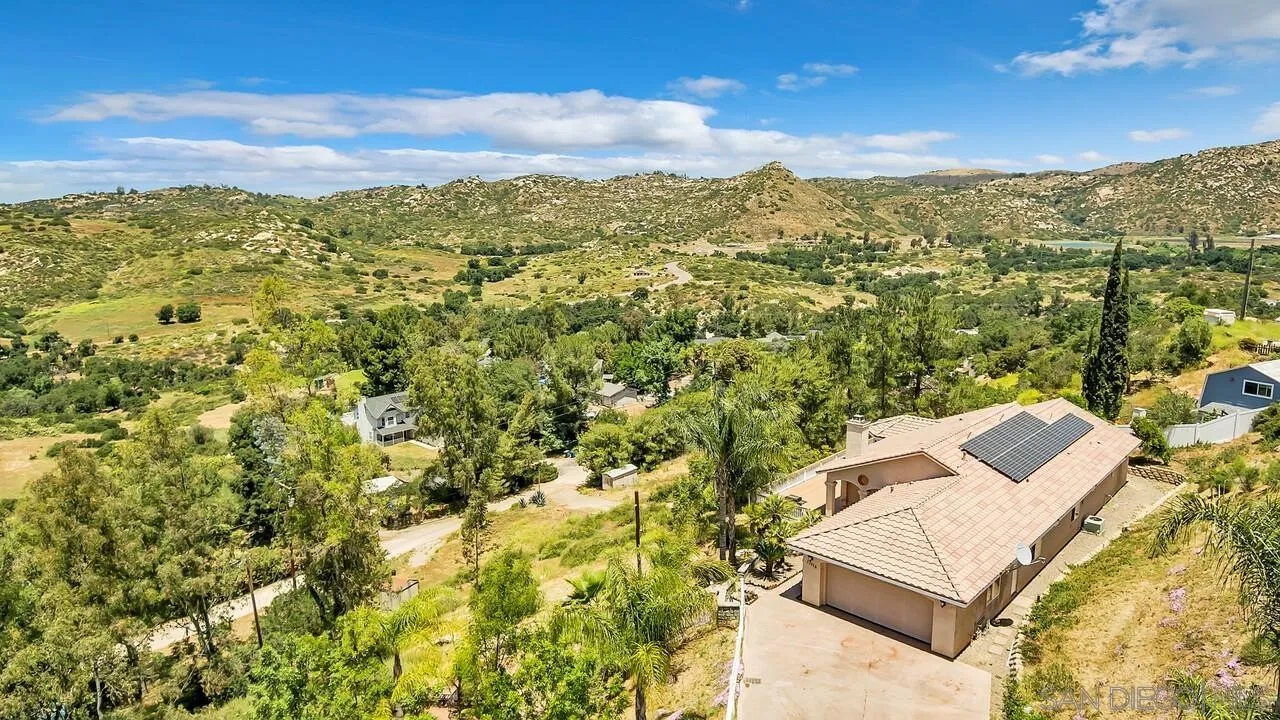https://cdn.realtyfeed.com/cdn/127/250038502/07b2e8d80396b62851753e3d6f2a3492.webp