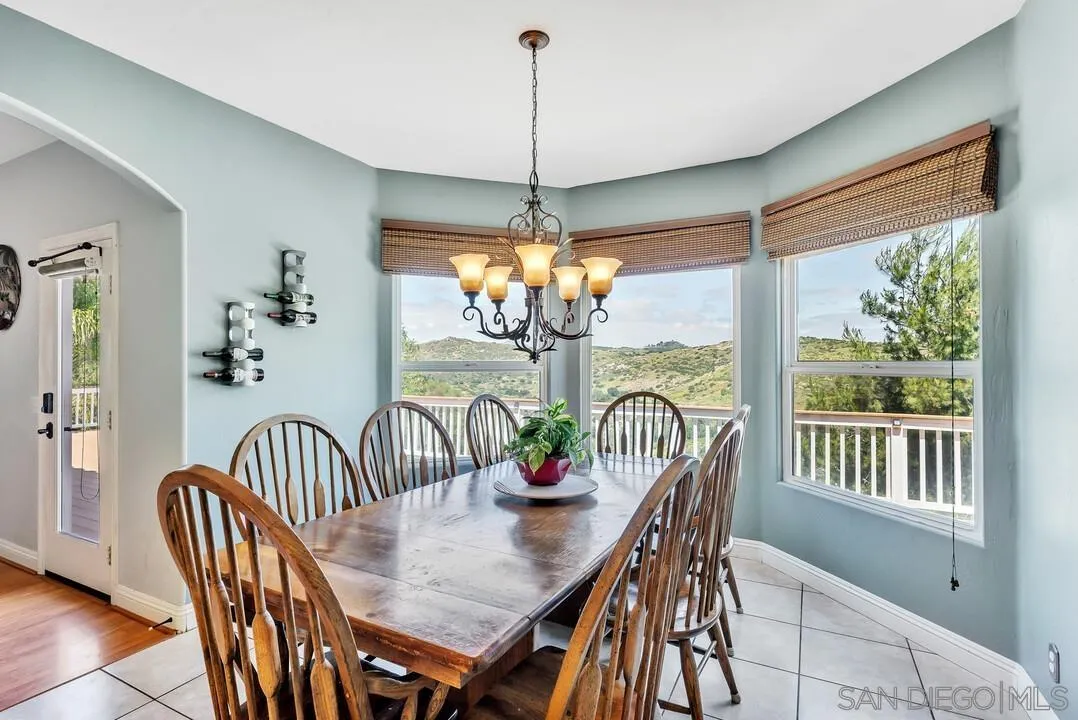 https://cdn.realtyfeed.com/cdn/127/250038502/350a6b46d1620ebd0fa8c96e4ceae488.webp