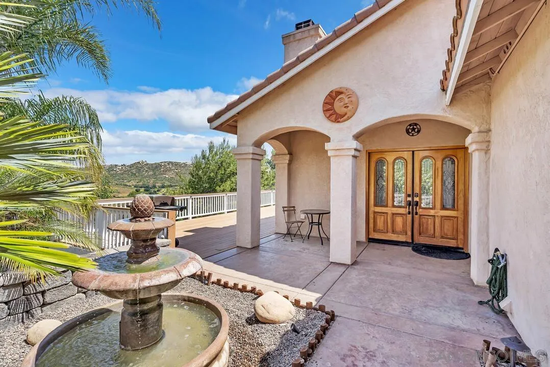 https://cdn.realtyfeed.com/cdn/127/250038502/cbc3ab8065328e46b13f2b59c3aad274.webp
