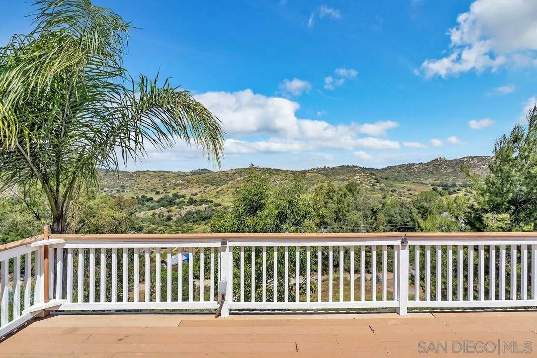 https://cdn.realtyfeed.com/cdn/127/250038502/d8fffd3627b3764fa036b4f5c7e9cda2.webp