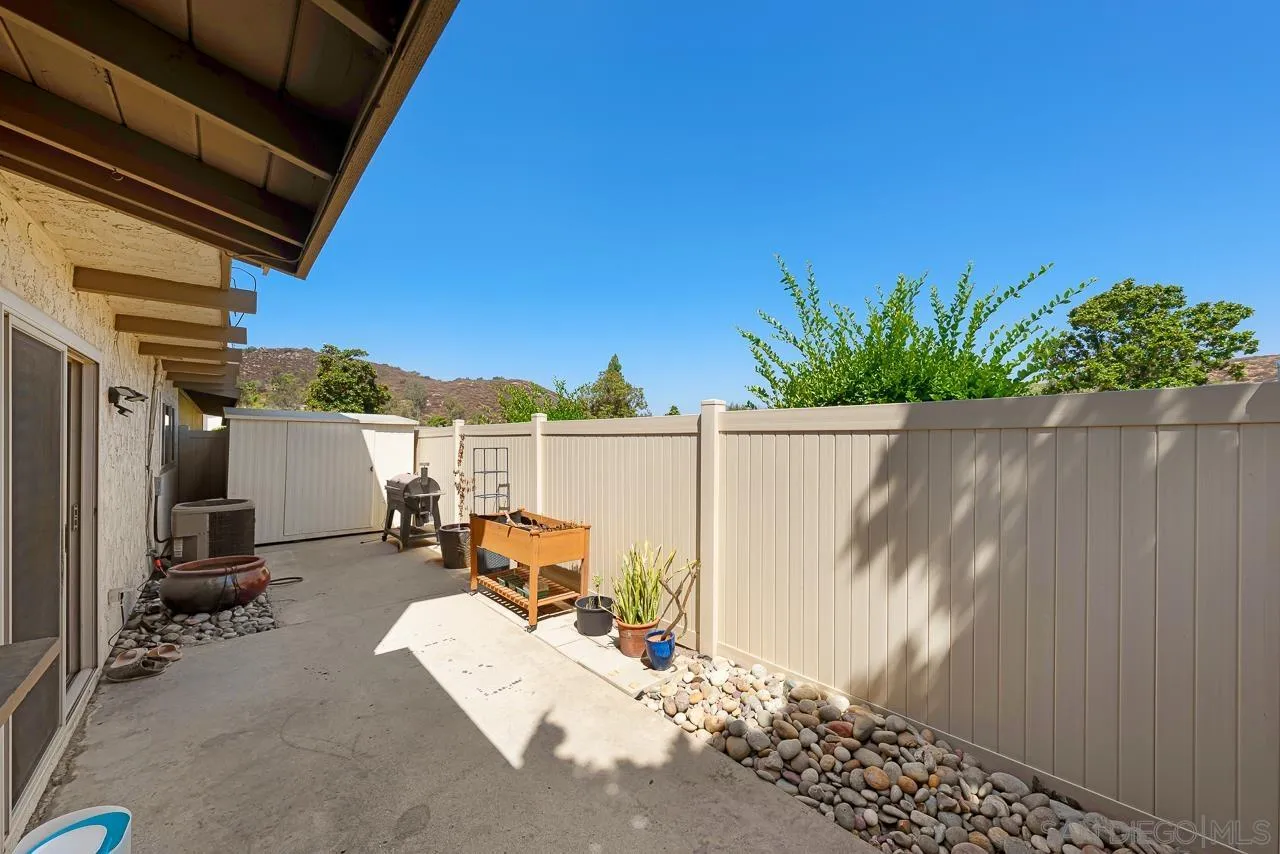 https://cdn.realtyfeed.com/cdn/127/250038505/eb98f0b6d71e716c3c5958eaed294e3e.webp