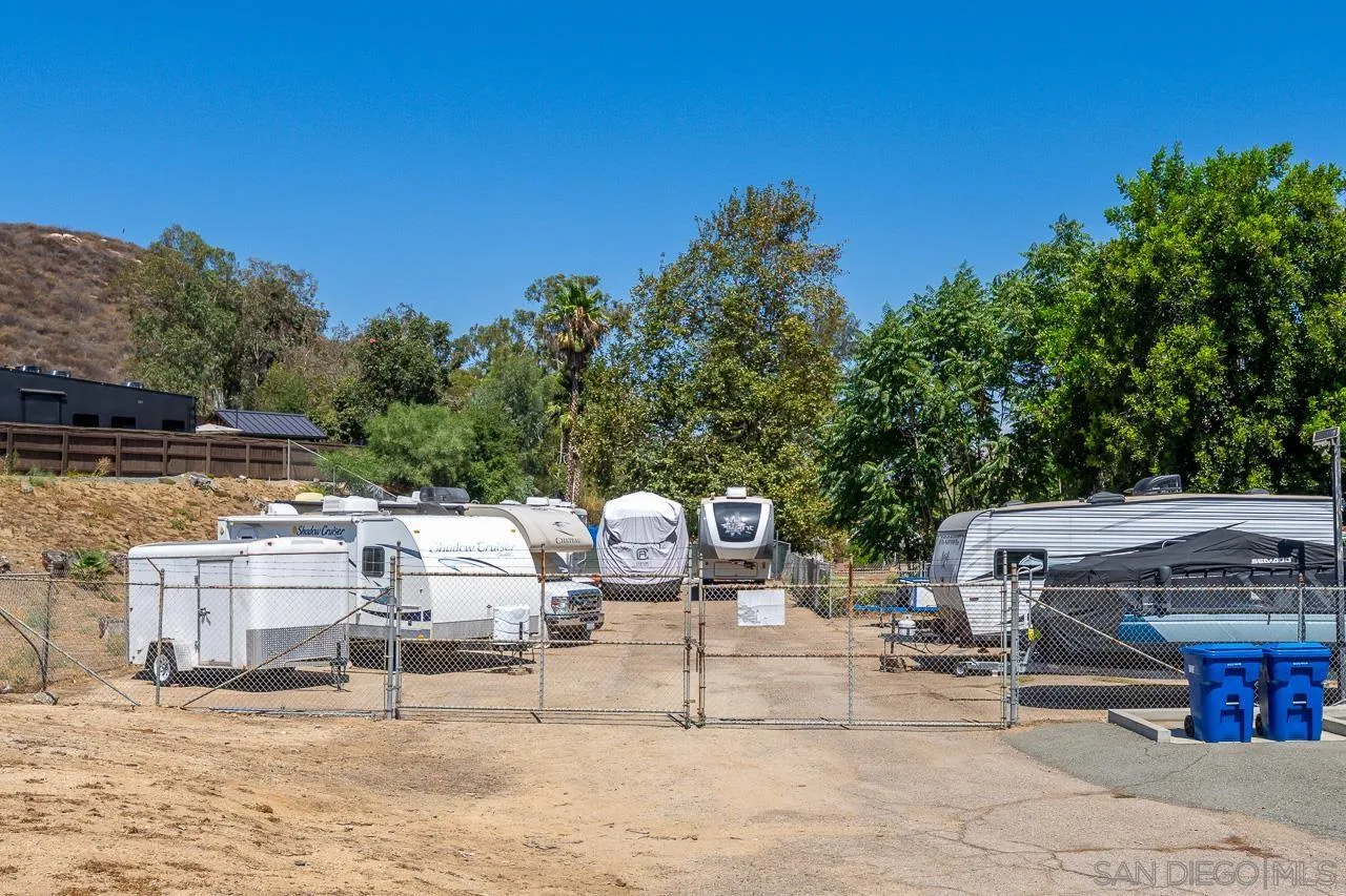 https://cdn.realtyfeed.com/cdn/127/250038505/ebbf5de3f09e90fc238ca4cca0cedff3.webp