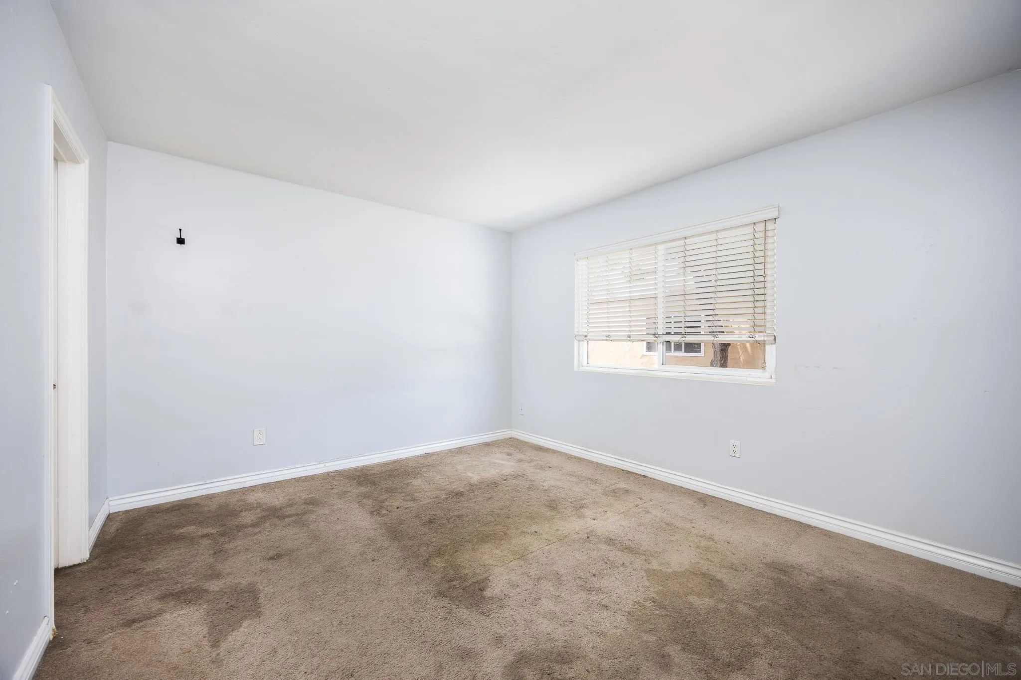 Photo #11: 250038509 Listing: Photo #11