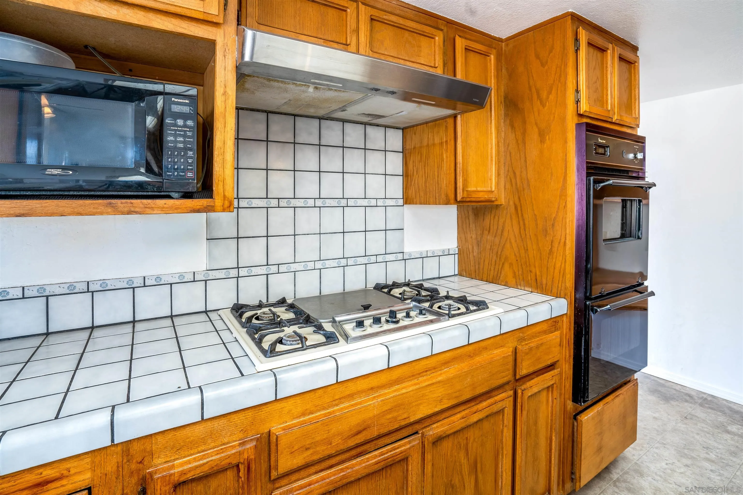 https://cdn.realtyfeed.com/cdn/127/250038511/0cffb5fca52f0e4d4188e578bb5a1844.webp