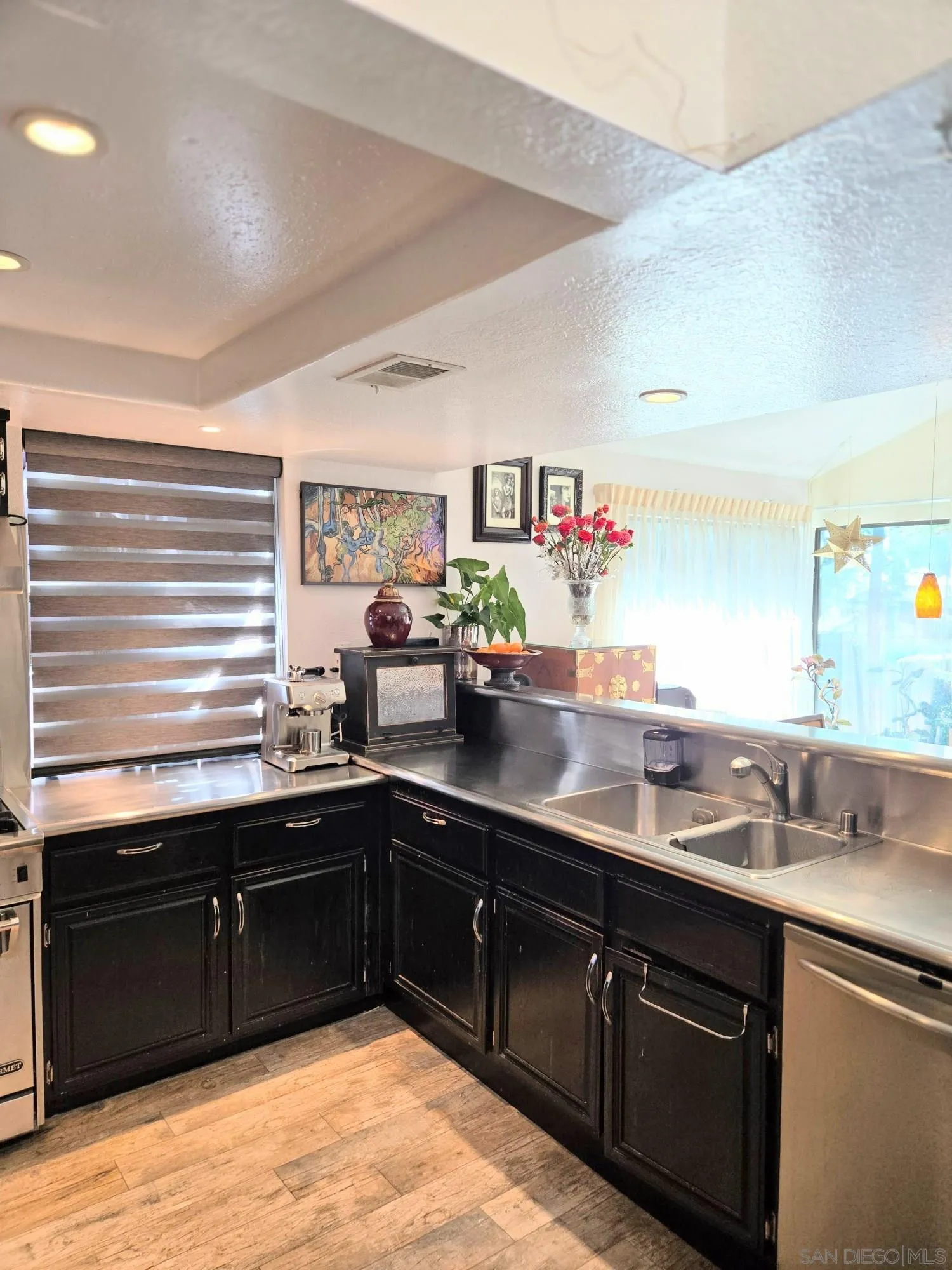 https://cdn.realtyfeed.com/cdn/127/250038513/0cf3273fa36674c6eff5d70d8d87a23f.webp