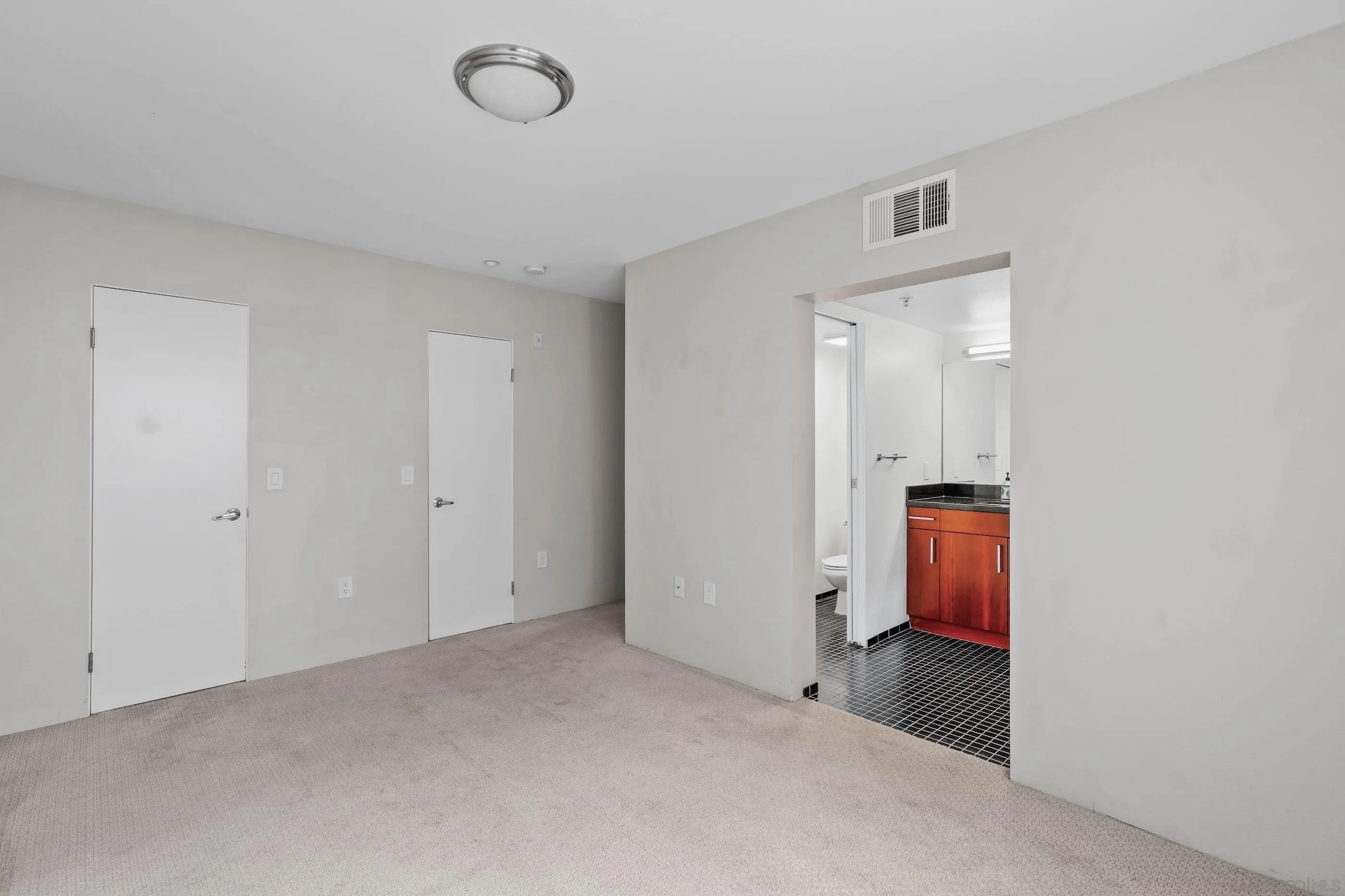 Photo #22: 250038516 Listing: Photo #22