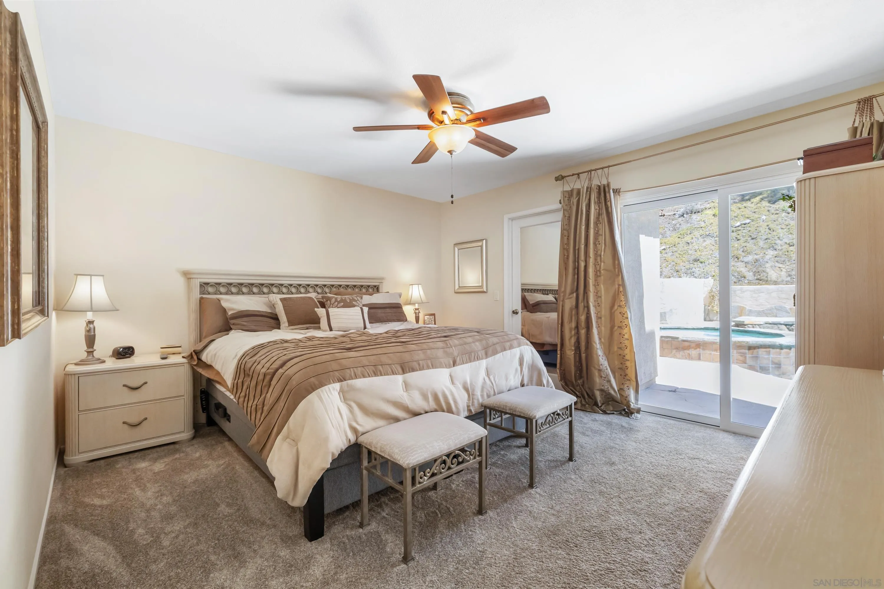 https://cdn.realtyfeed.com/cdn/127/250038520/3fd1386a71ad0f1ba1d8144f778e39b5.webp