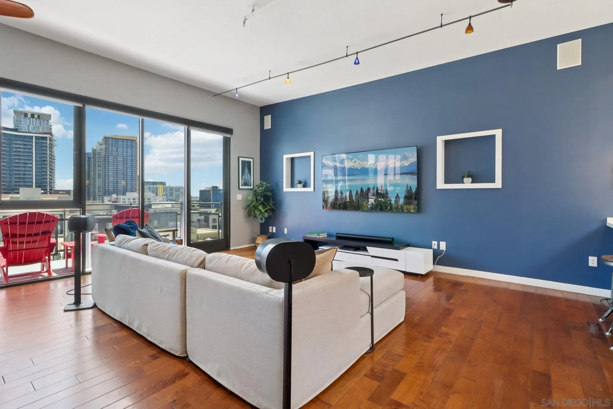 https://cdn.realtyfeed.com/cdn/127/250038521/74ca8340b8b4e04107b79f69c7dd7223.webp