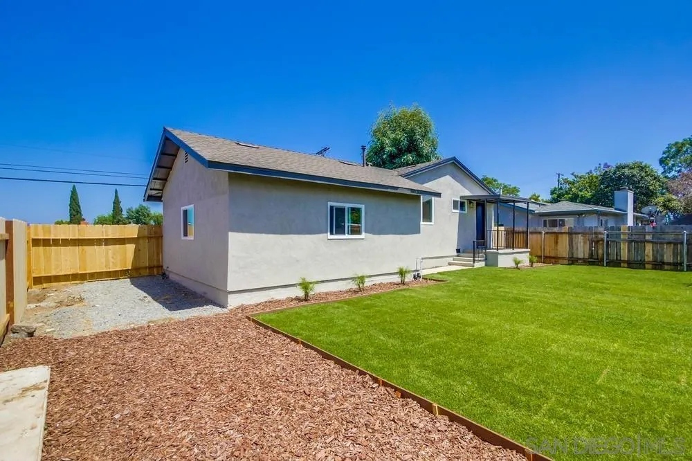 https://cdn.realtyfeed.com/cdn/127/250038526/1f9537002ec2f77cf3c36a3026d8762d.webp