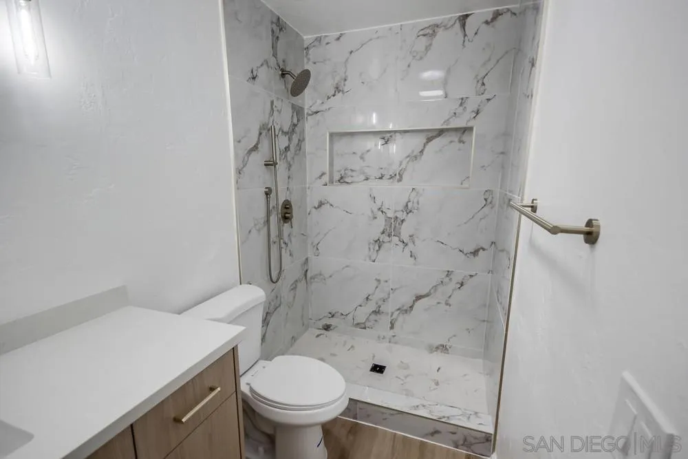 https://cdn.realtyfeed.com/cdn/127/250038526/a90e2b70c40b46b8dbbb87531ec6e62a.webp