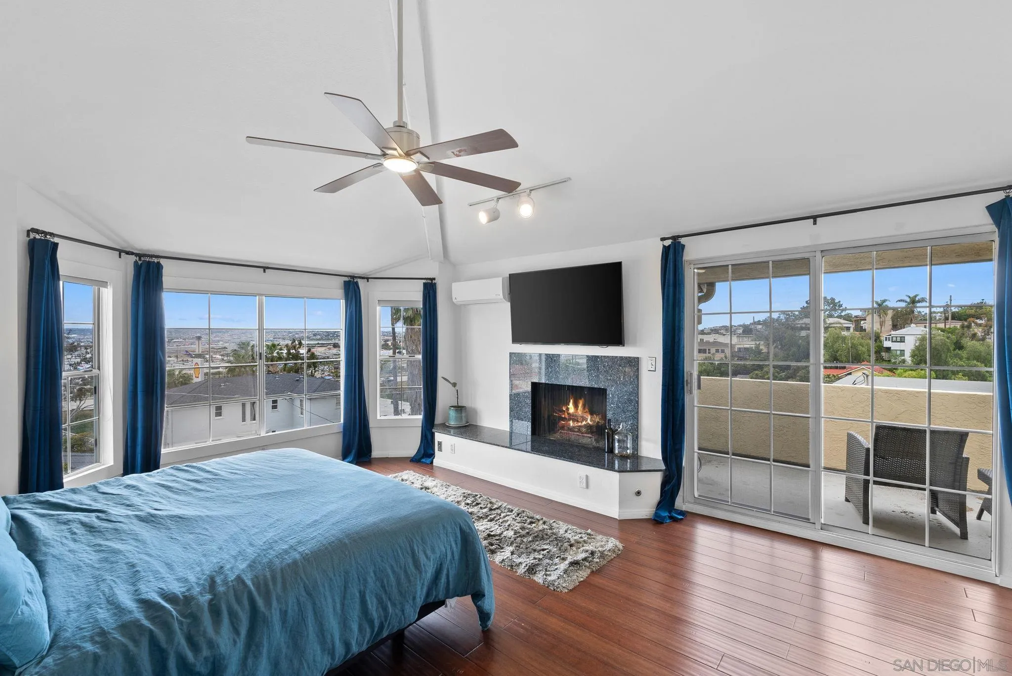 https://cdn.realtyfeed.com/cdn/127/250038527/19cfc41a1c7d98a0cf8df00fe2ad9d0d.webp