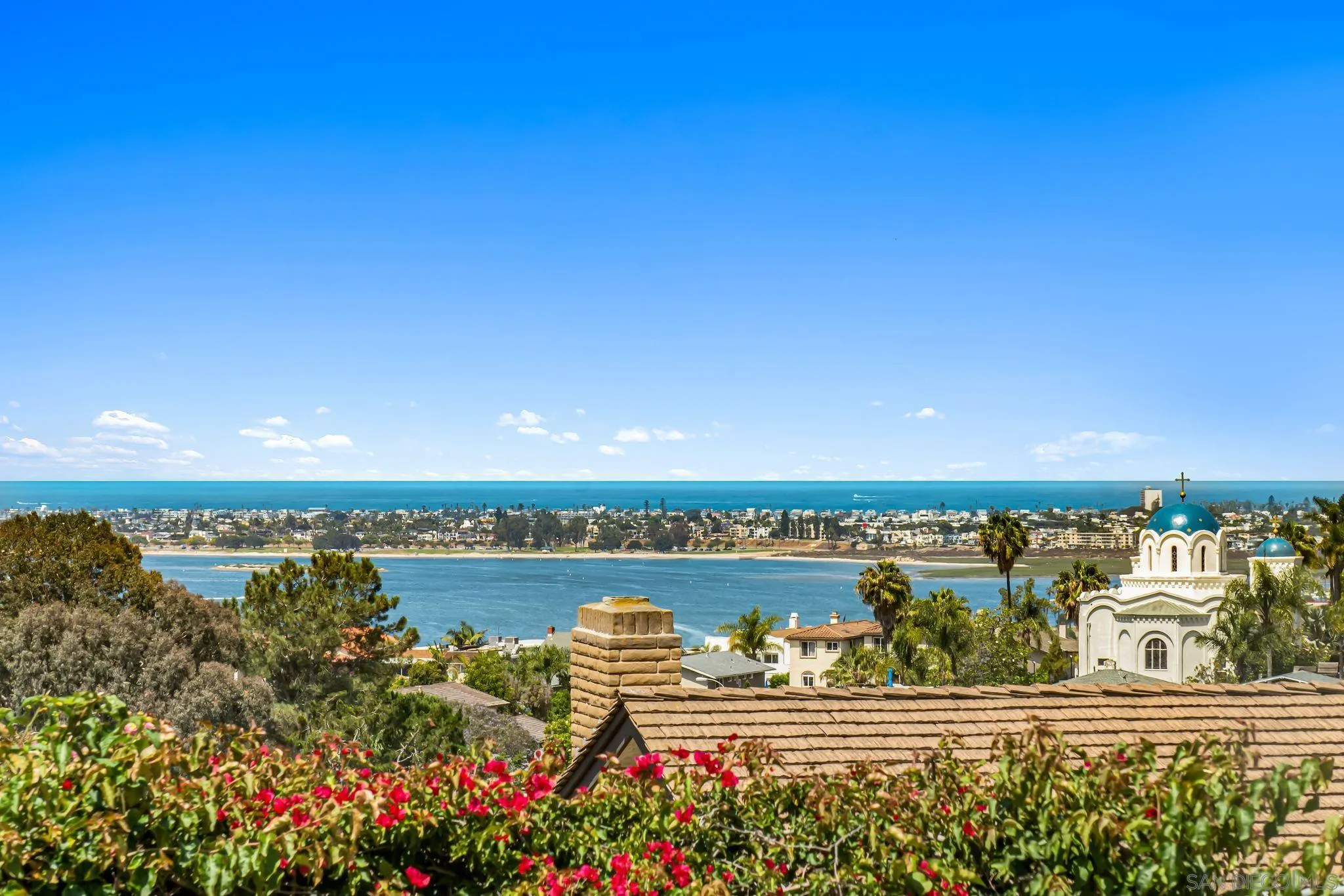 https://cdn.realtyfeed.com/cdn/127/250038535/7d64edaecec41ff31dfa8c46a6e8f72b.webp
