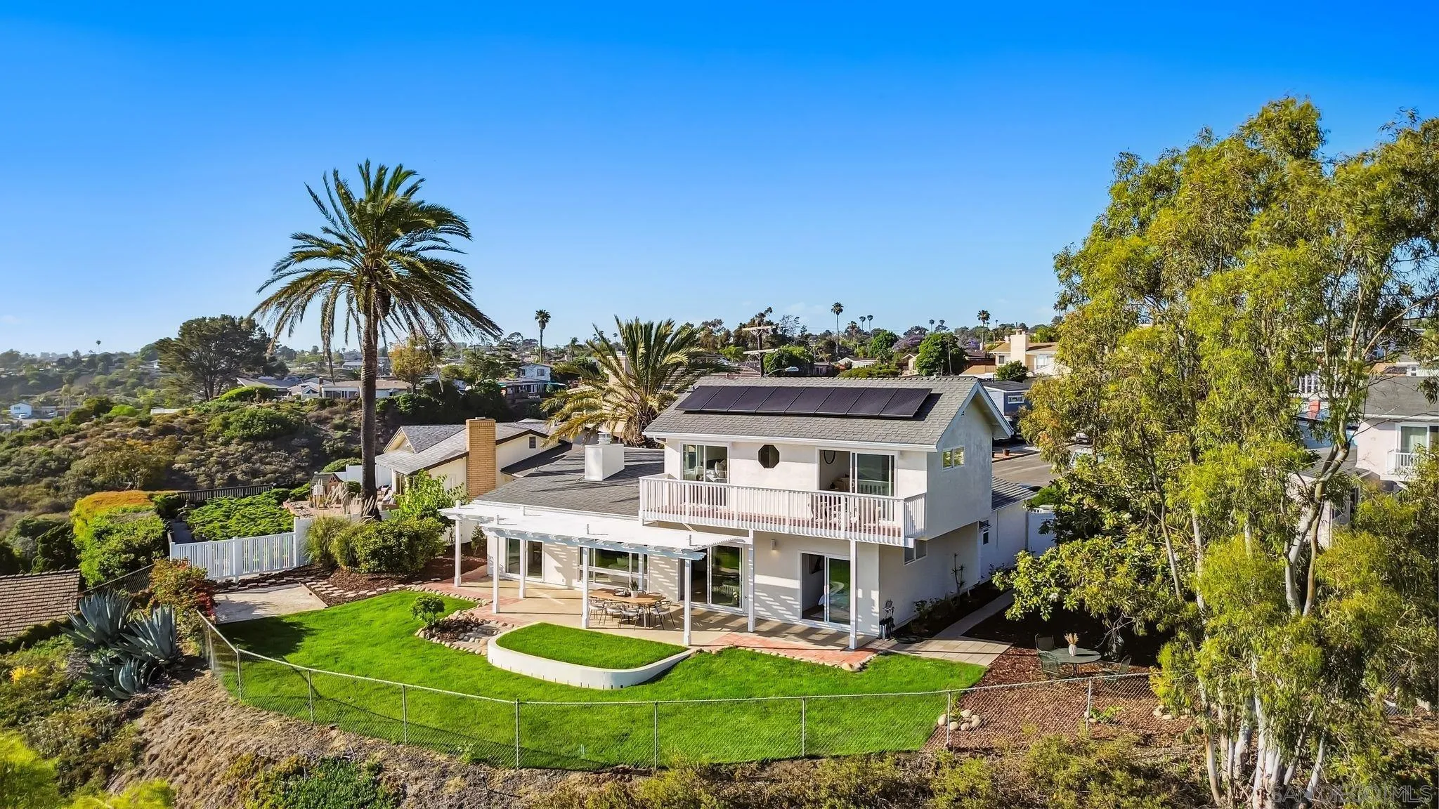 https://cdn.realtyfeed.com/cdn/127/250038535/b9fa406c47c0e882dd221729af4b0e2a.webp