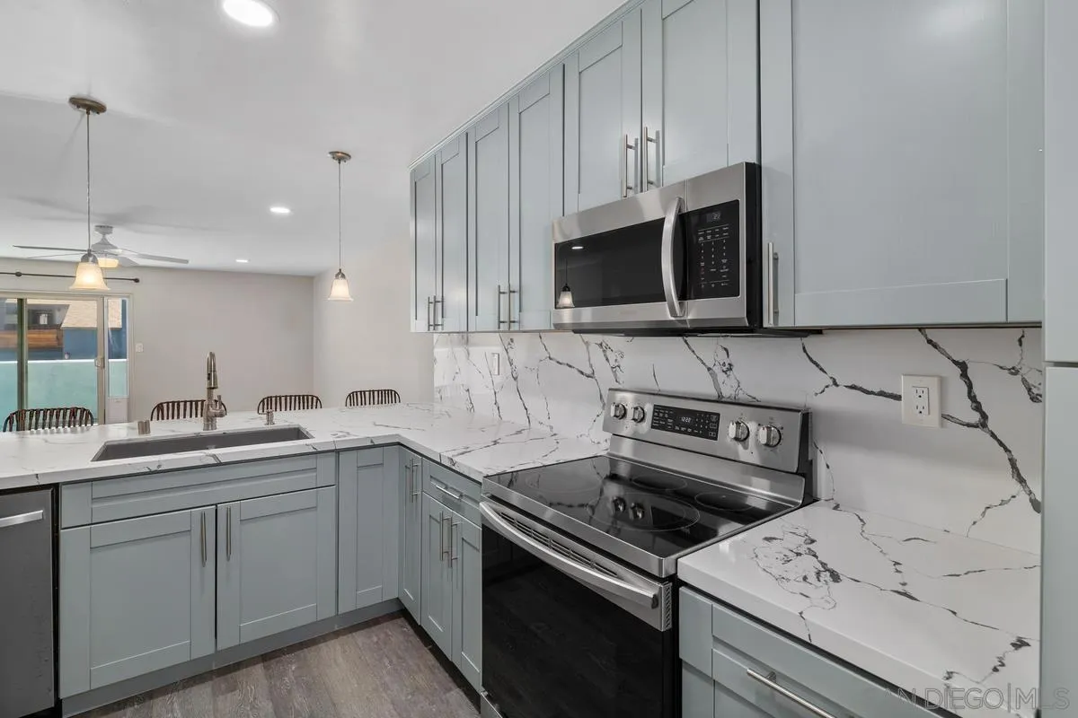 Photo #5: 250038546 Listing 