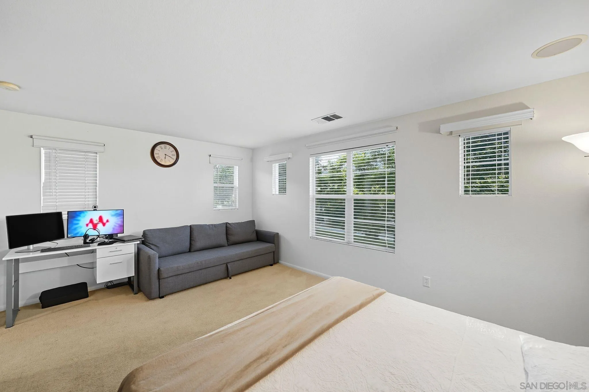 https://cdn.realtyfeed.com/cdn/127/250038560/0f9280c35c13ed8aa5fbaf3635c44fa1.webp